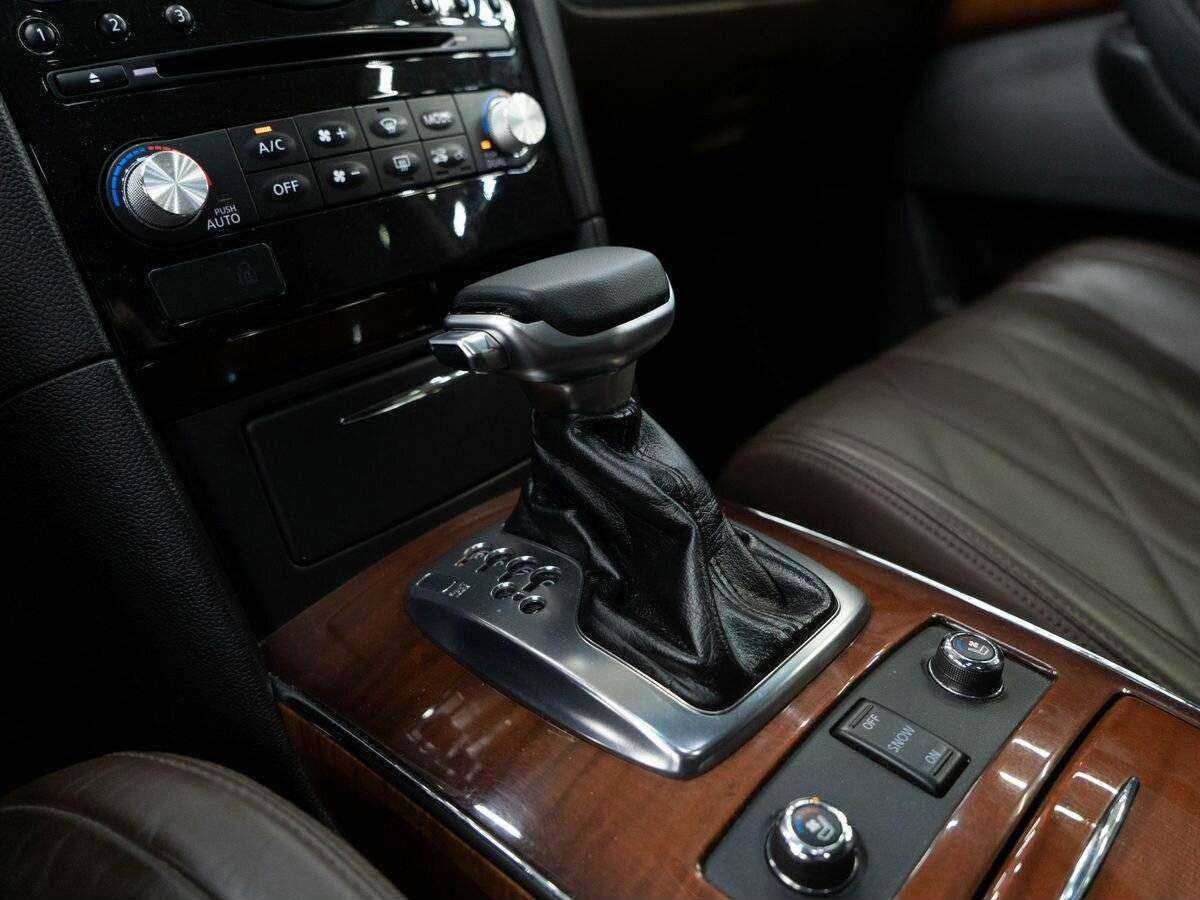 Купить Infiniti FX с пробегом. Фото: #13