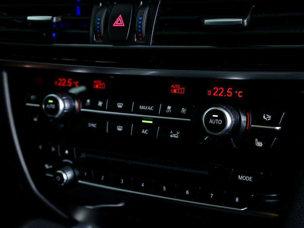 Купить BMW X6 с пробегом. Фото: #17