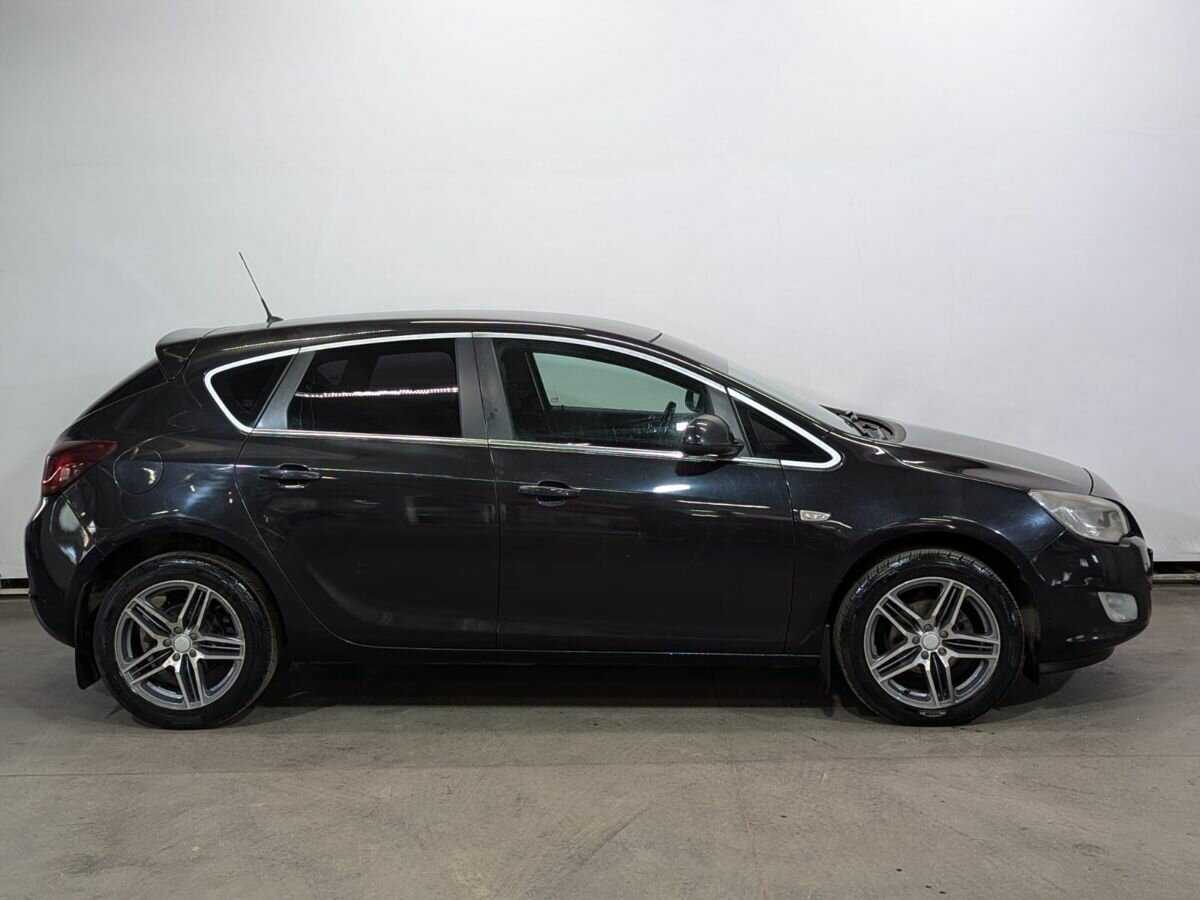 Купить Opel Astra с пробегом. Фото: #4