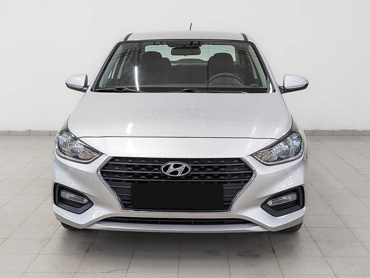 Купить Hyundai Solaris с пробегом. Фото: #1