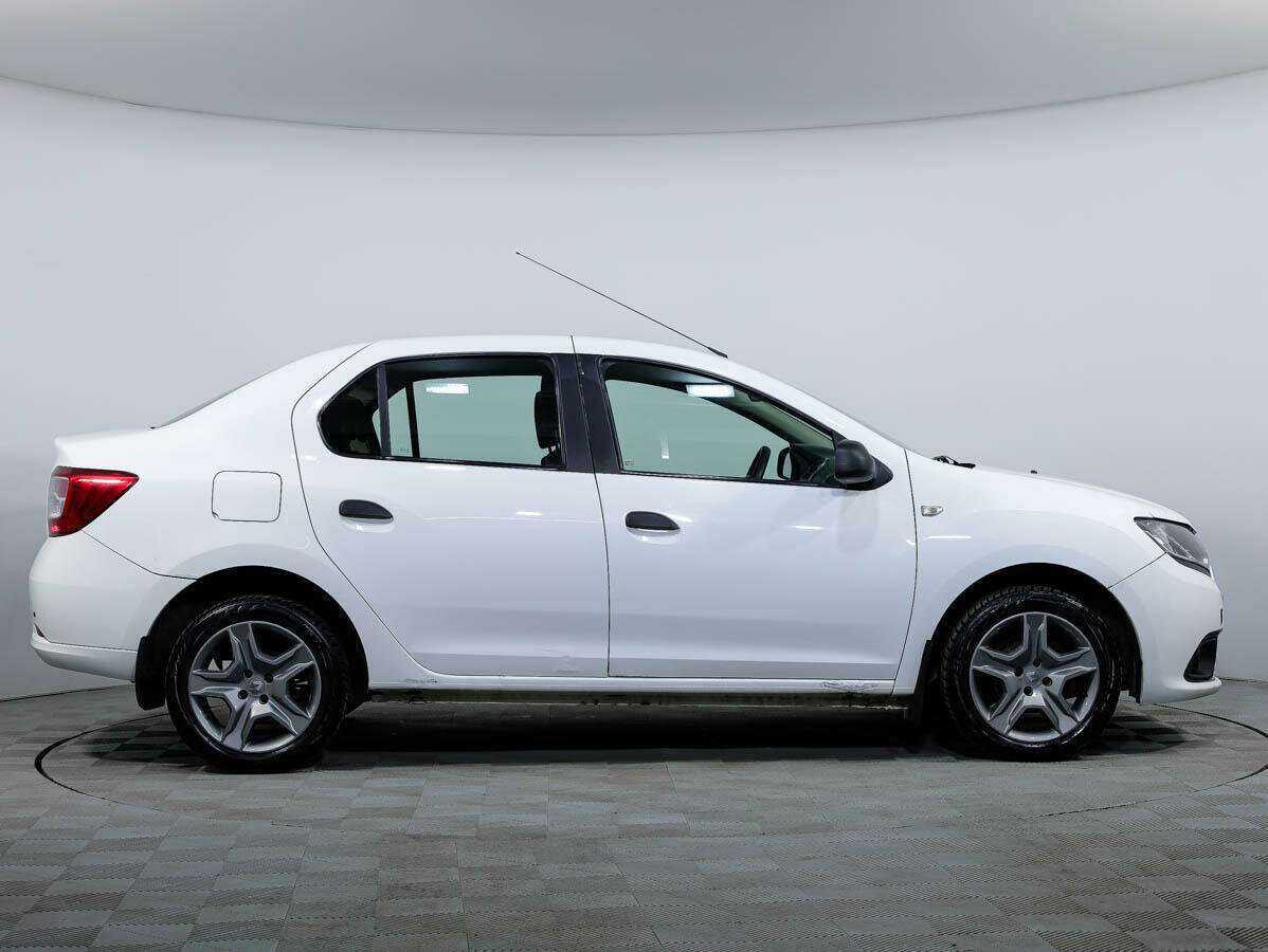Купить Renault Logan с пробегом. Фото: #2