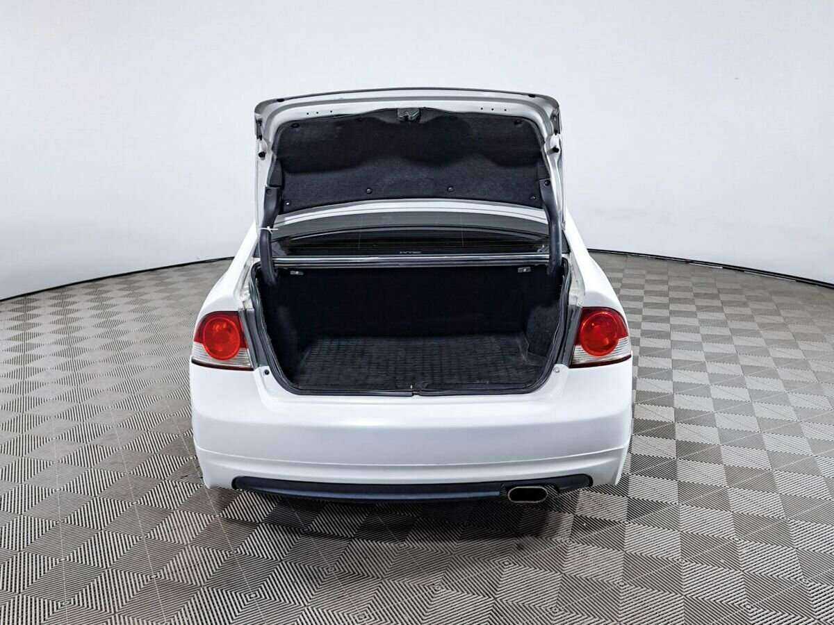 Купить Honda Civic с пробегом. Фото: #9