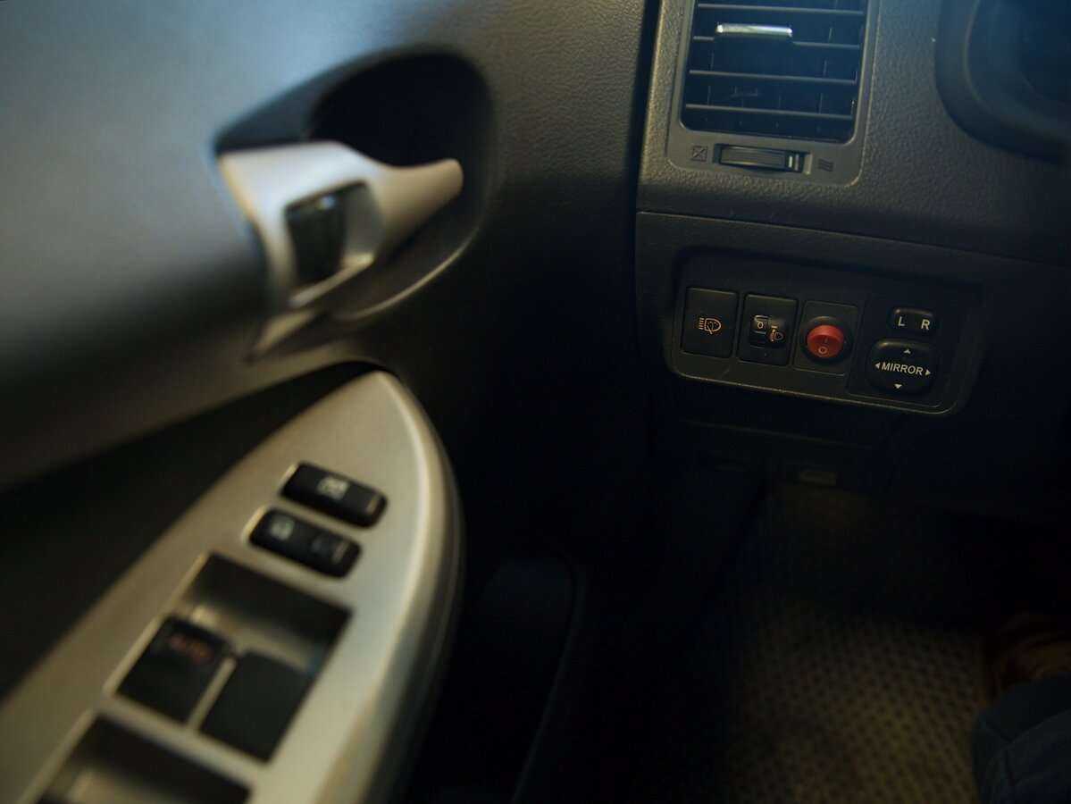 Купить Toyota Corolla с пробегом. Фото: #5