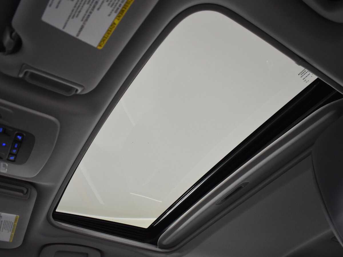 Купить Toyota Camry с пробегом. Фото: #10