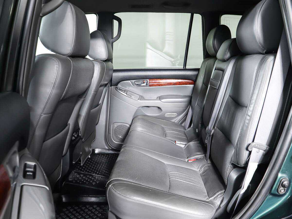 Купить Toyota Land Cruiser Prado с пробегом. Фото: #9