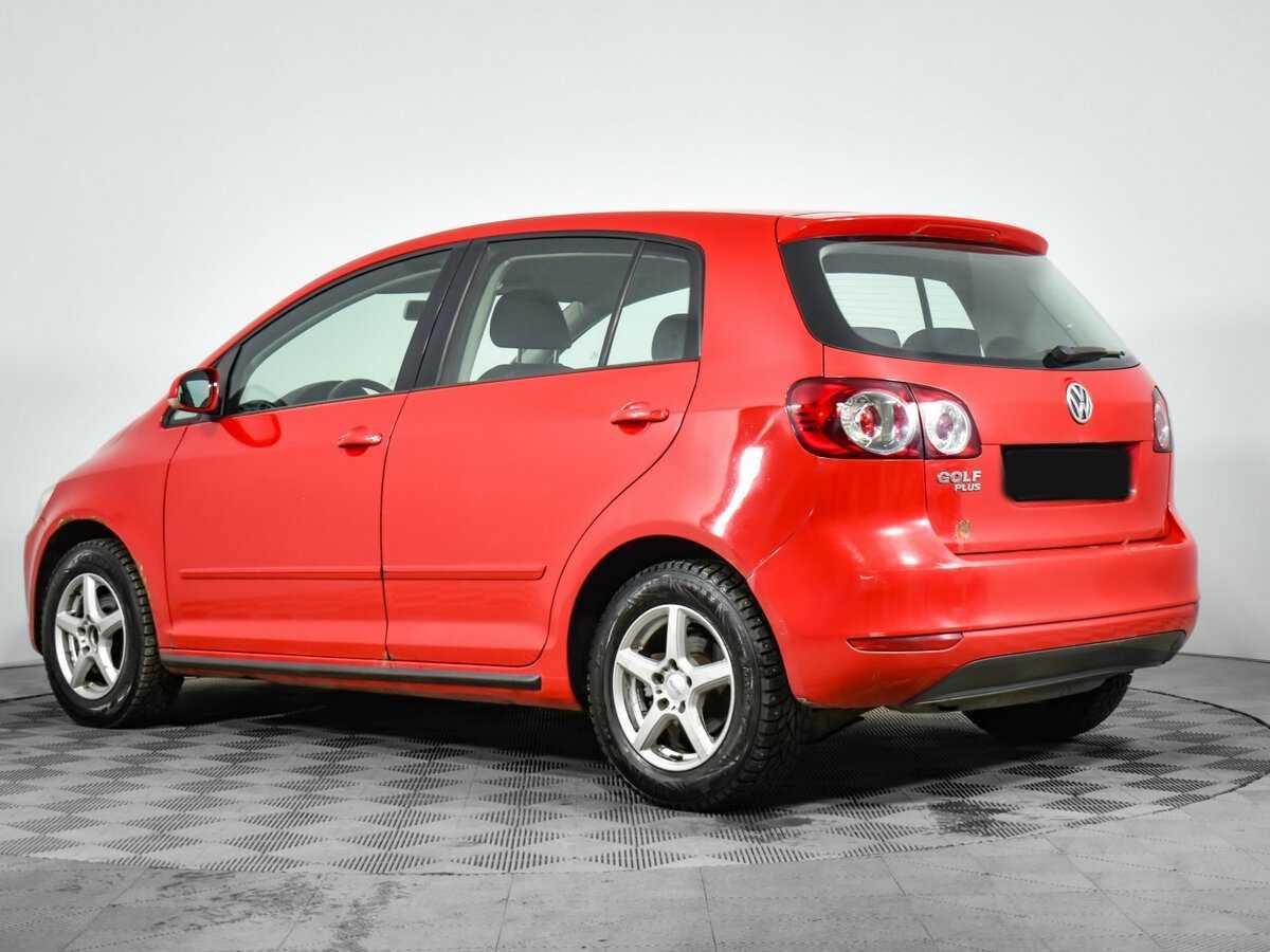 Купить Volkswagen Golf Plus с пробегом. Фото: #6