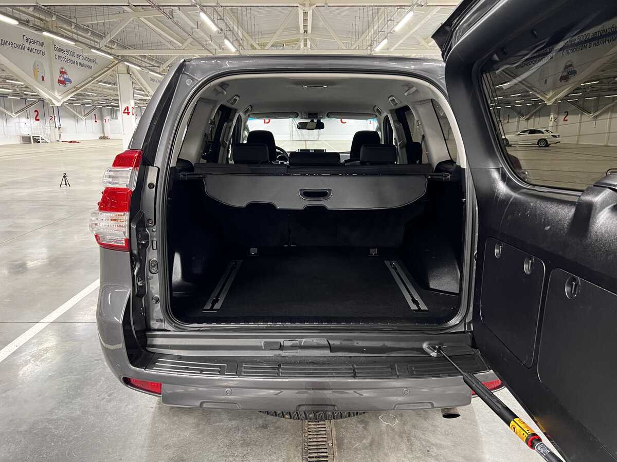 Купить Toyota Land Cruiser Prado с пробегом. Фото: #9