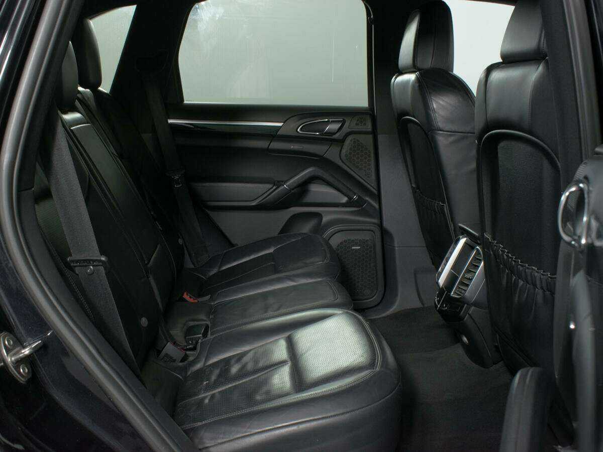 Купить Porsche Cayenne с пробегом. Фото: #12
