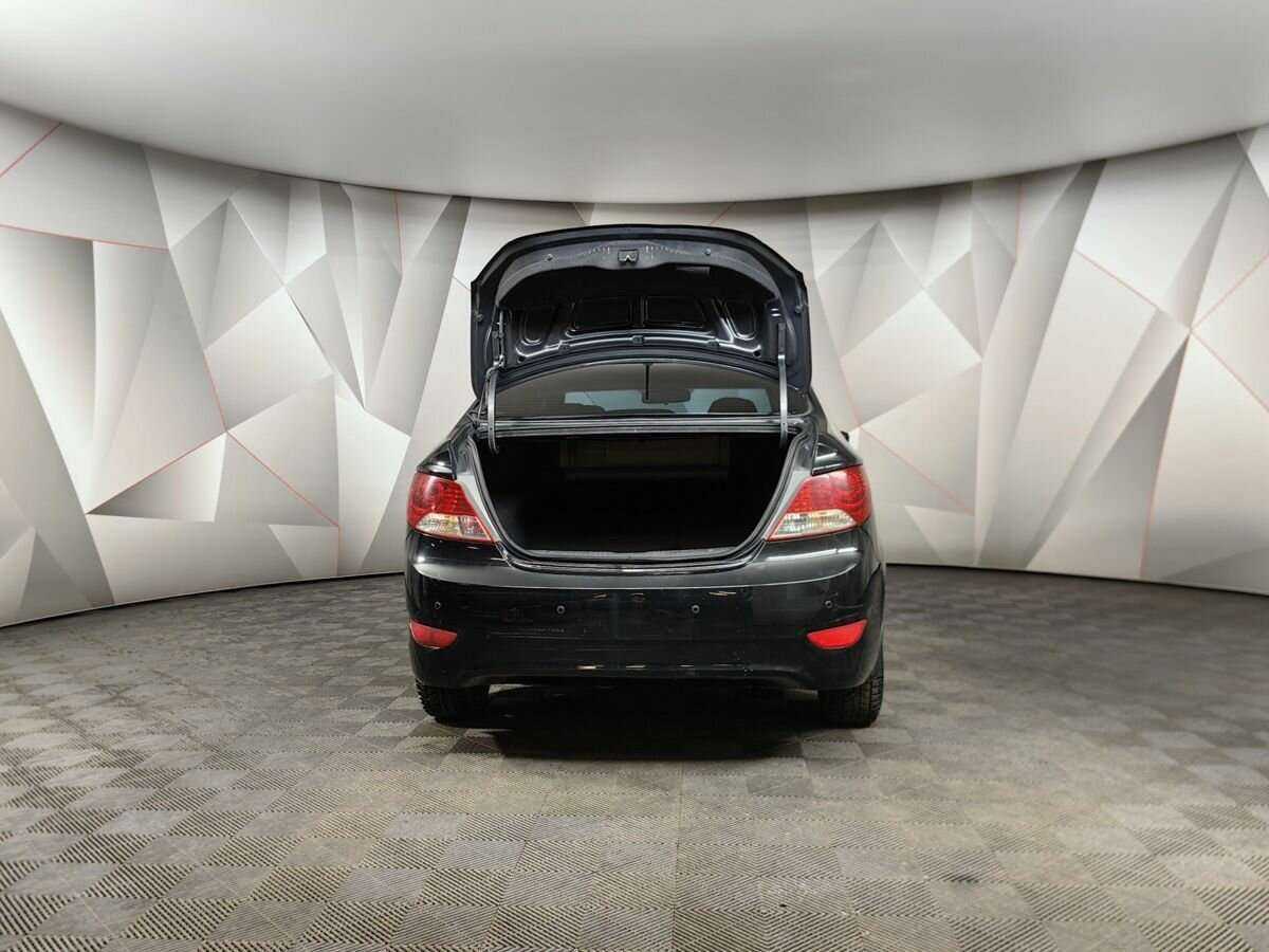 Купить Hyundai Solaris с пробегом. Фото: #18