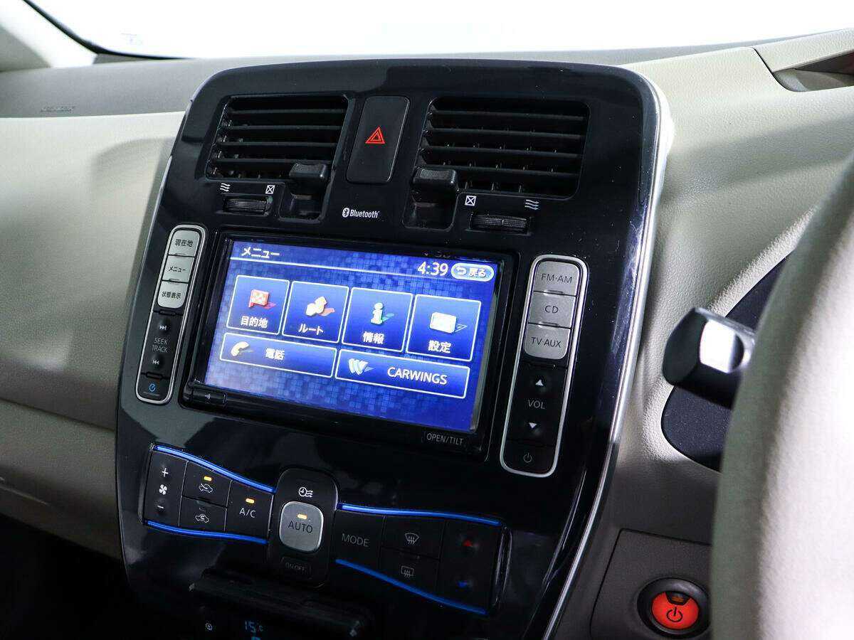 Купить Nissan Leaf с пробегом. Фото: #13