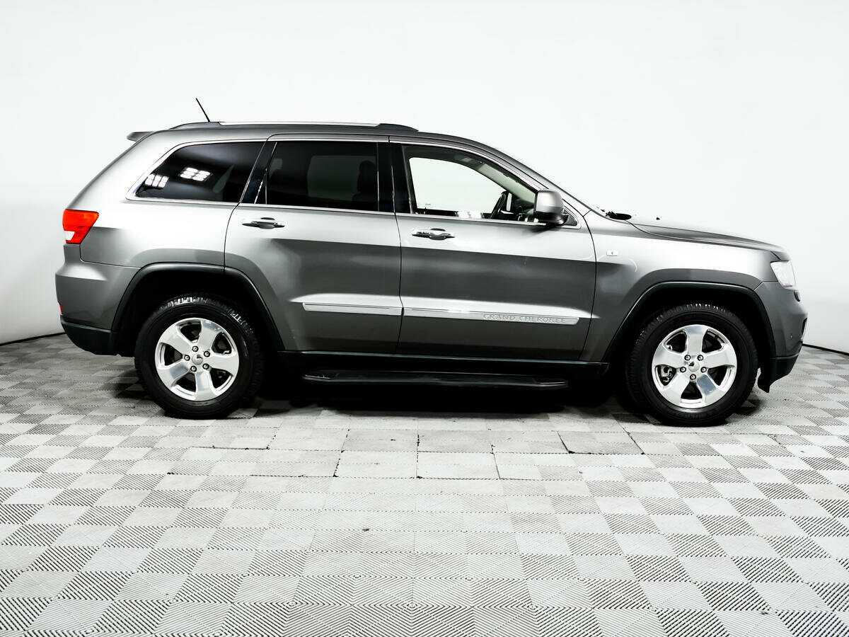 Купить Jeep Grand Cherokee с пробегом. Фото: #3