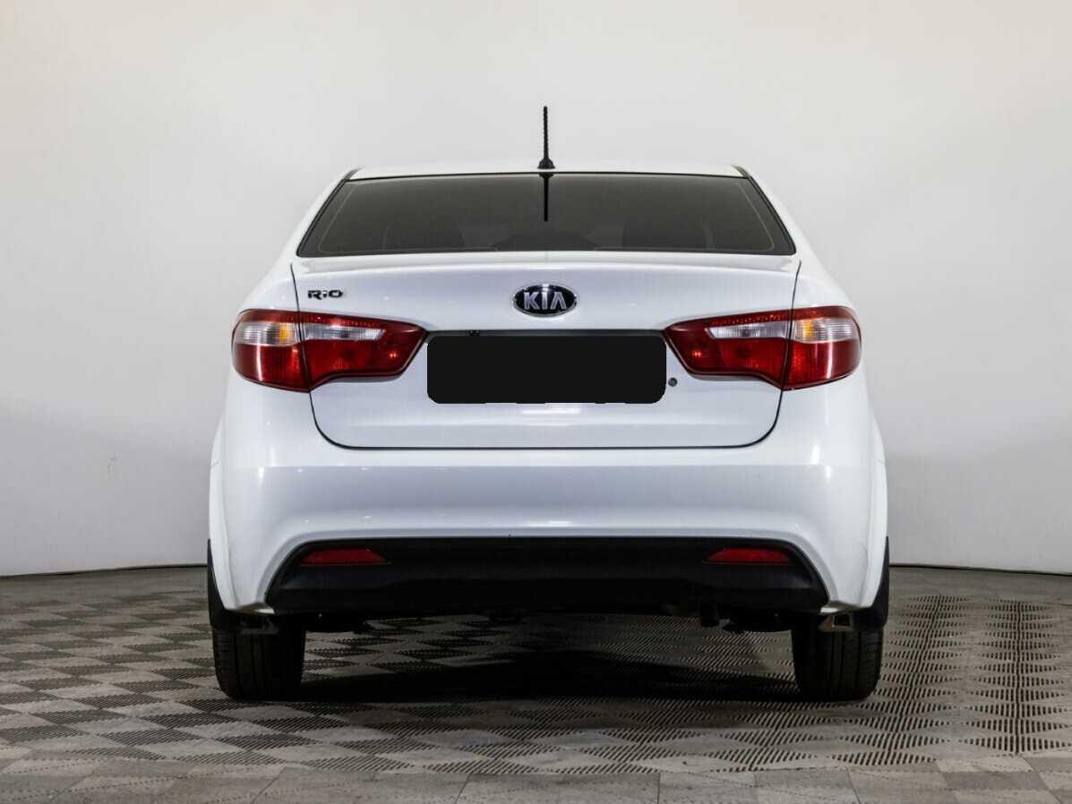 Купить Kia Rio с пробегом. Фото: #5