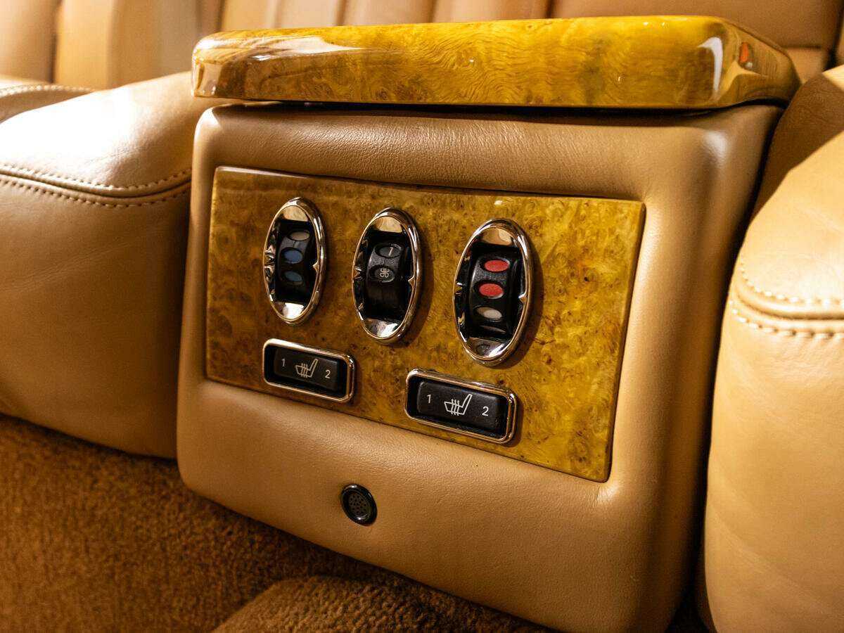 Купить Bentley Arnage с пробегом. Фото: #19
