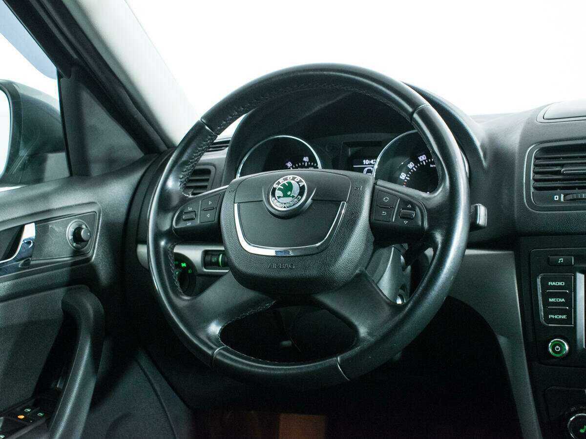 Купить Skoda Yeti с пробегом. Фото: #13