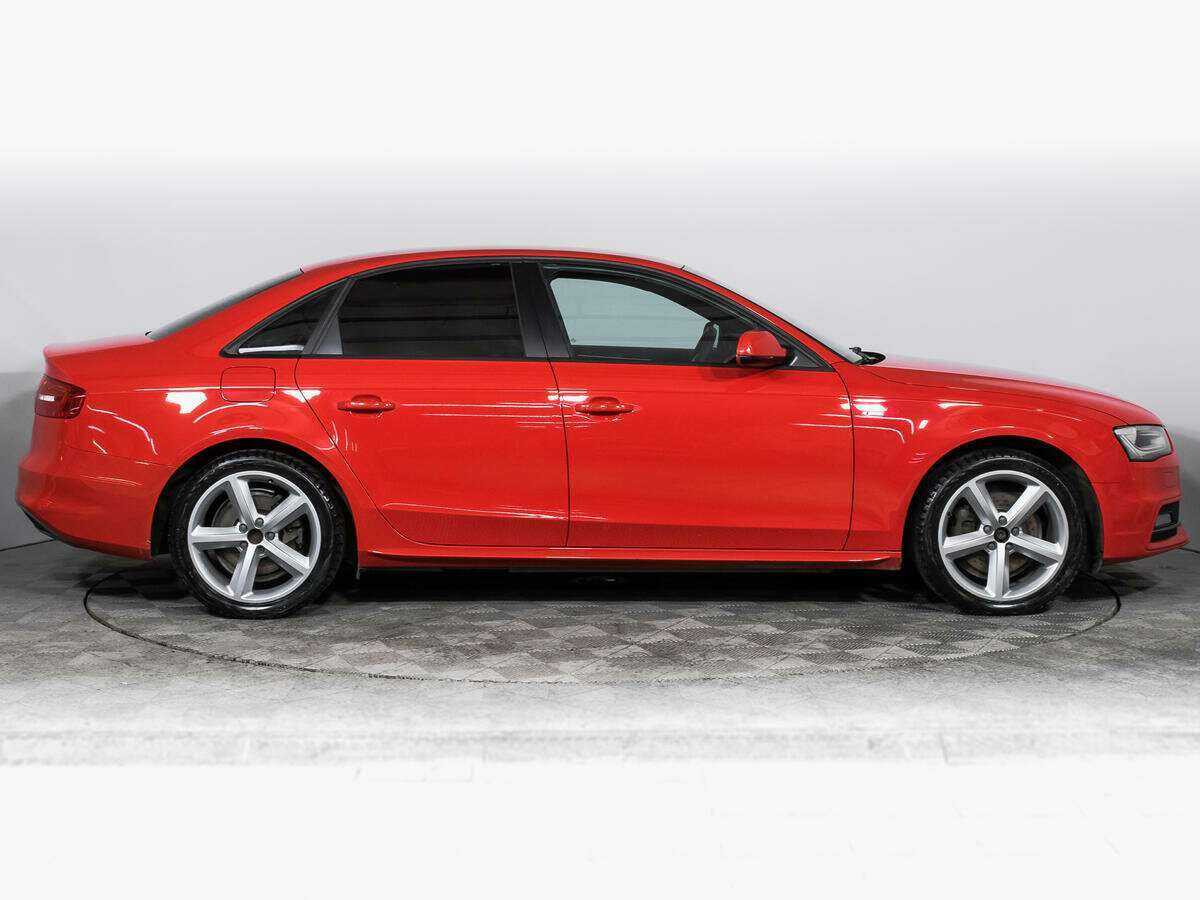 Купить Audi A4 с пробегом. Фото: #3