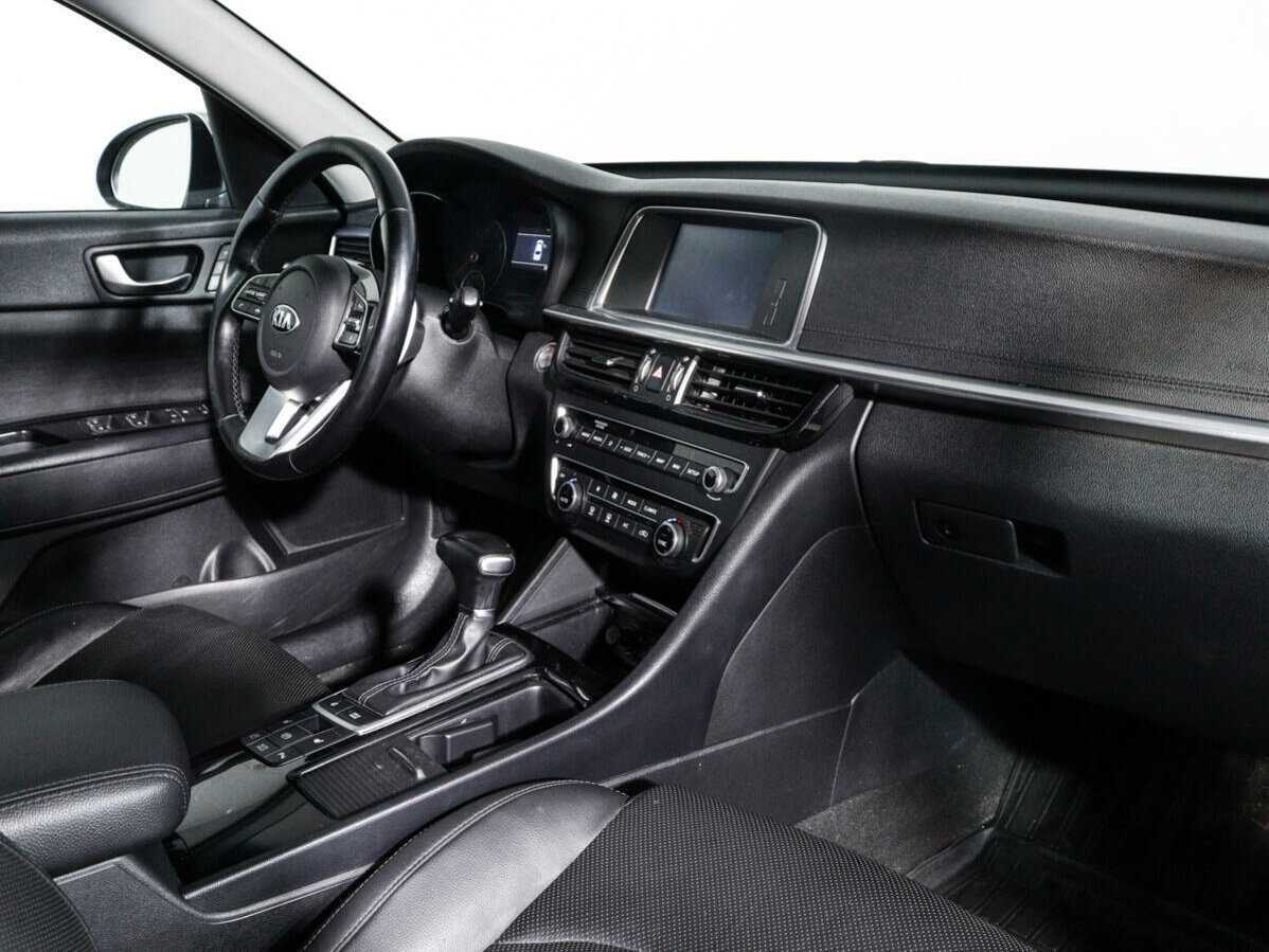 Купить Kia Optima с пробегом. Фото: #8