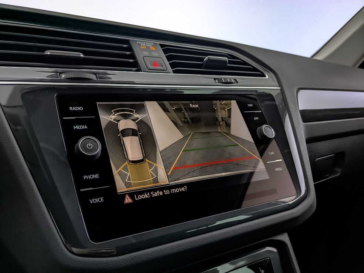 Купить Volkswagen Tiguan с пробегом. Фото: #23