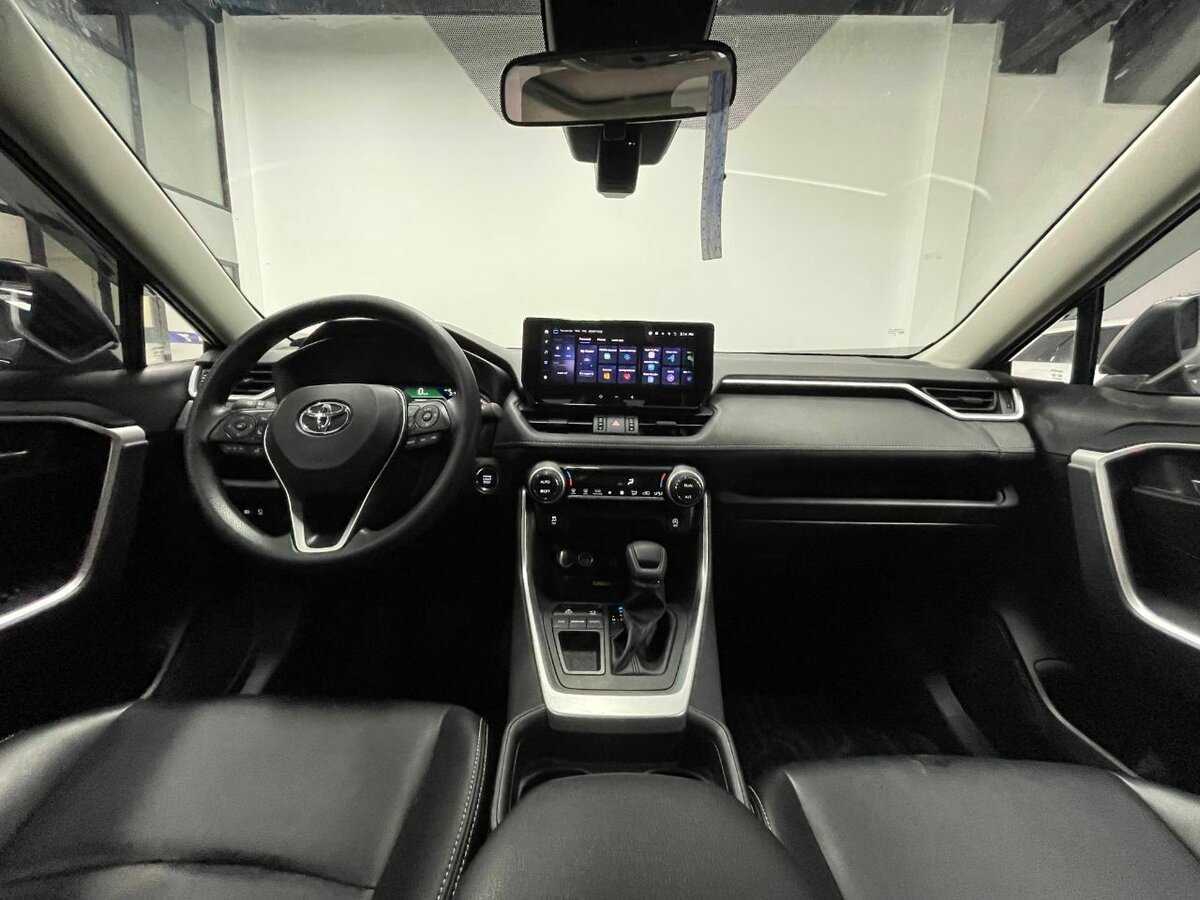 Купить Toyota RAV4 с пробегом. Фото: #10
