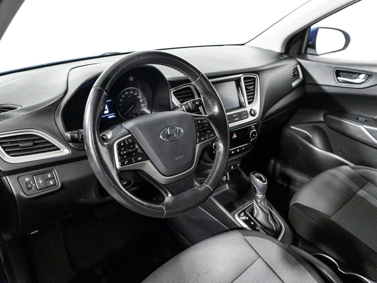 Купить Hyundai Solaris с пробегом. Фото: #10