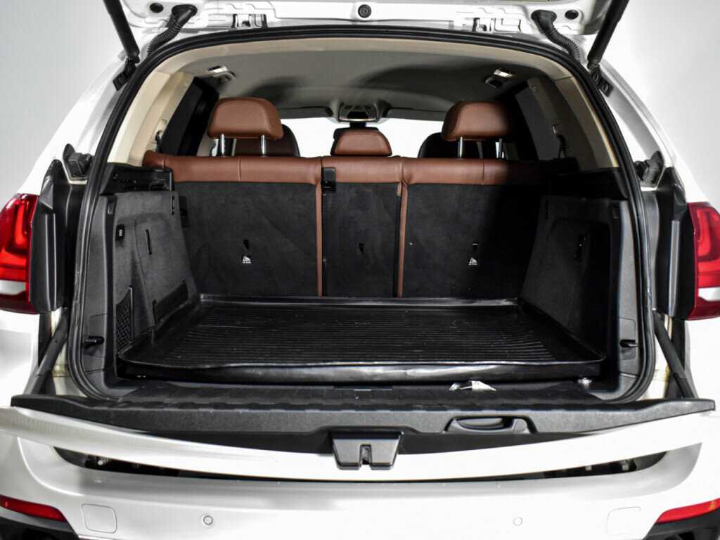 Купить BMW X5 с пробегом. Фото: #11