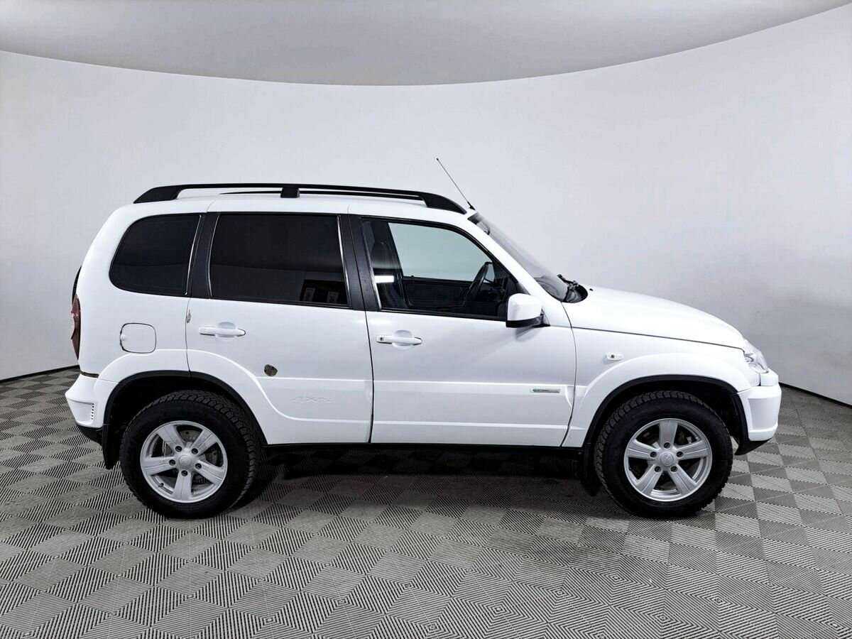 Купить Chevrolet Niva с пробегом. Фото: #3
