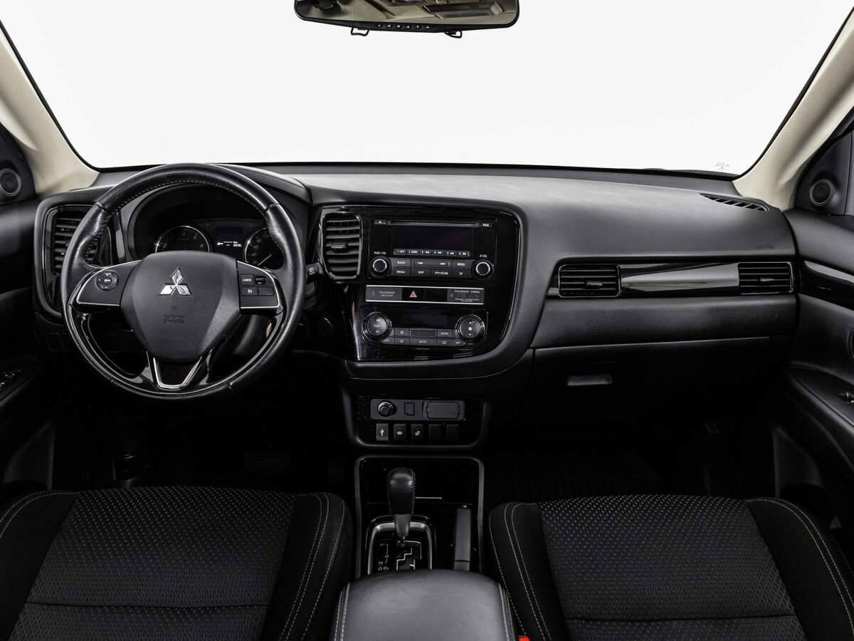 Купить Mitsubishi Outlander с пробегом. Фото: #7