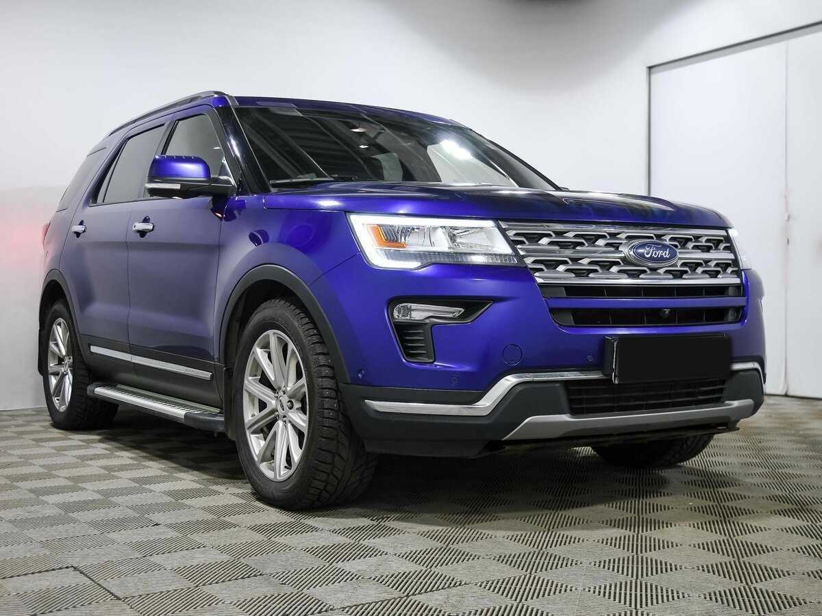Купить Ford Explorer с пробегом. Фото: #2