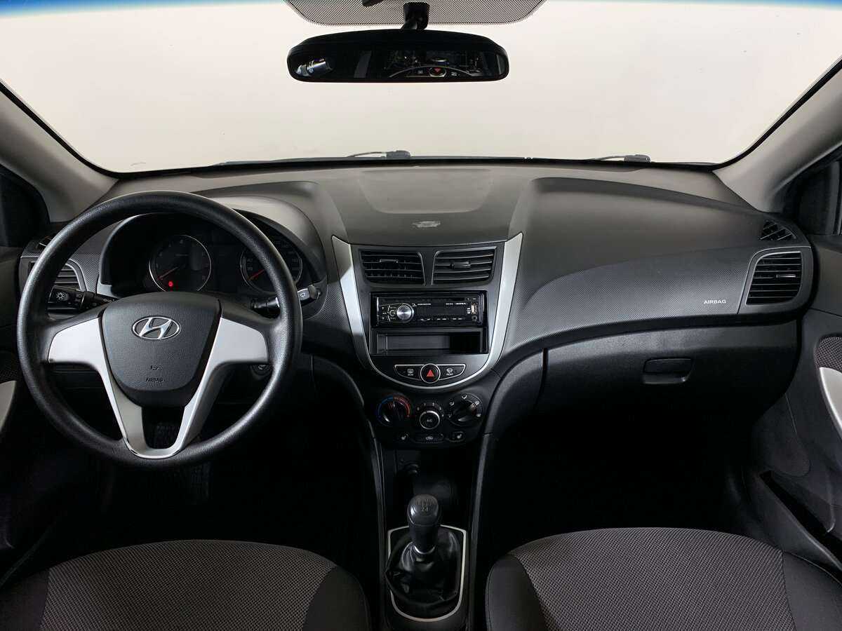 Купить Hyundai Solaris с пробегом. Фото: #9