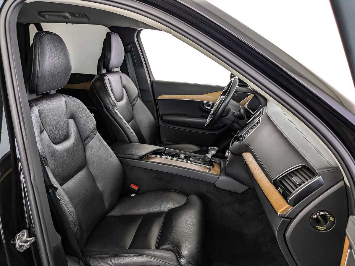 Купить Volvo XC90 с пробегом. Фото: #19