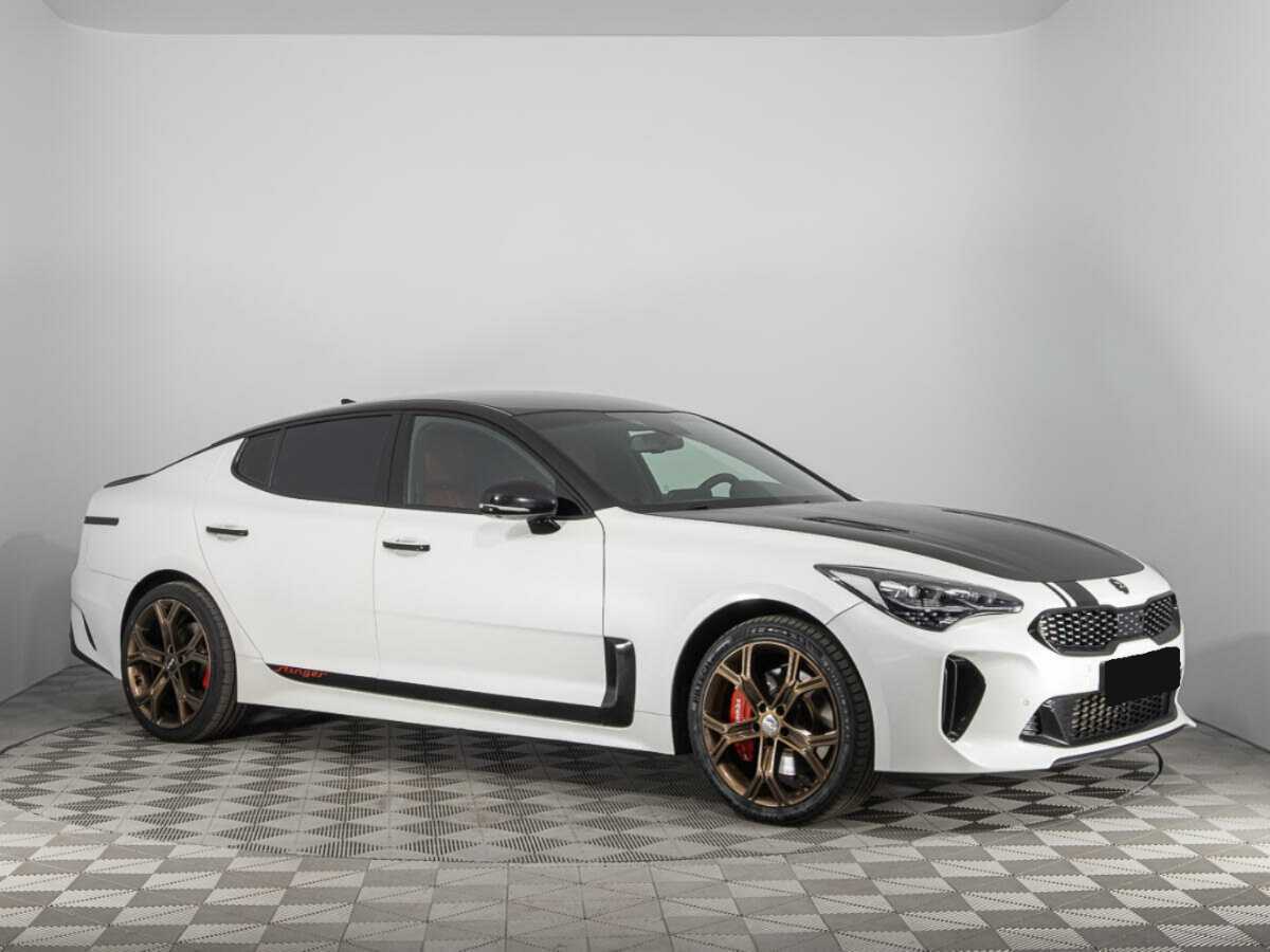 Купить Kia Stinger с пробегом. Фото: #2
