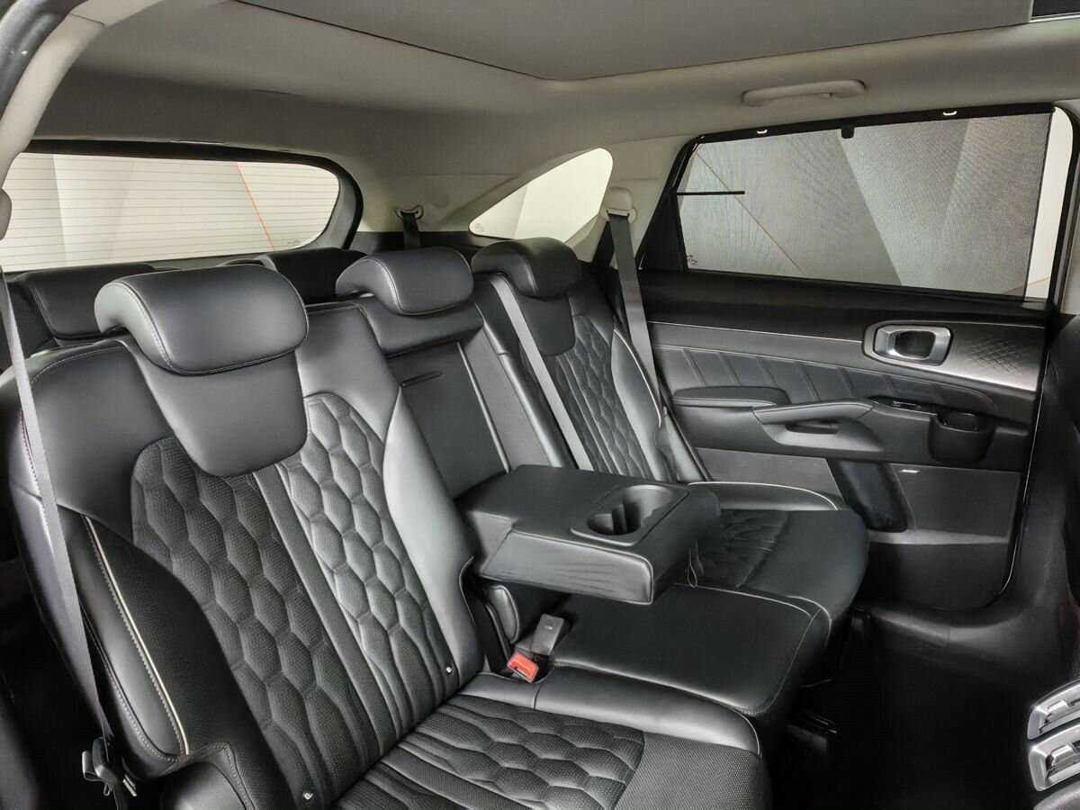 Купить Kia Sorento с пробегом. Фото: #12