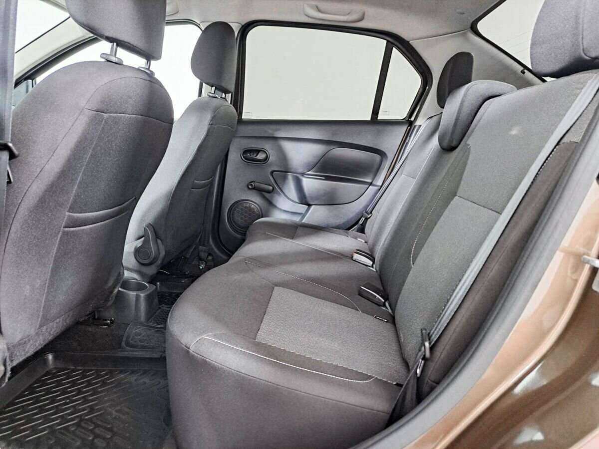 Купить Renault Logan с пробегом. Фото: #9