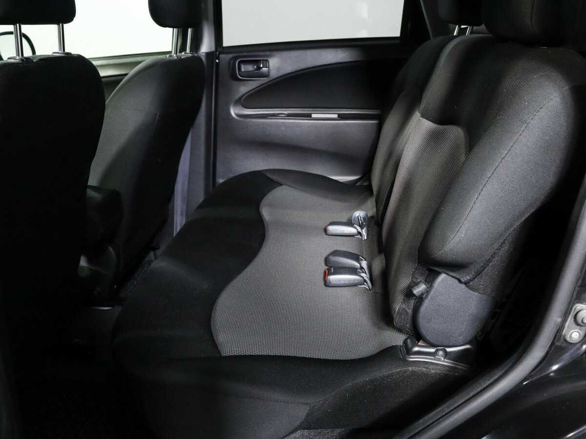 Купить Mitsubishi Colt с пробегом. Фото: #9