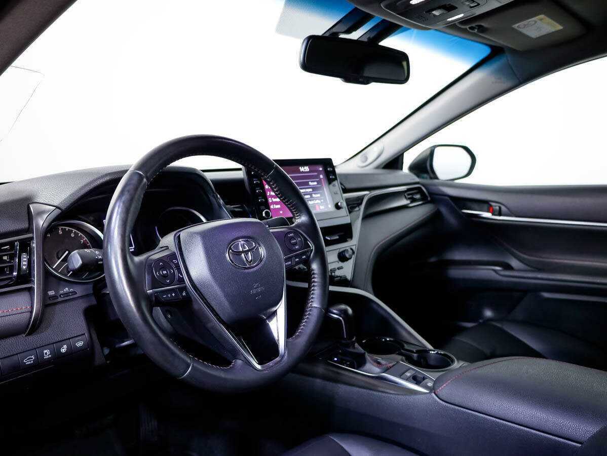 Купить Toyota Camry с пробегом. Фото: #9