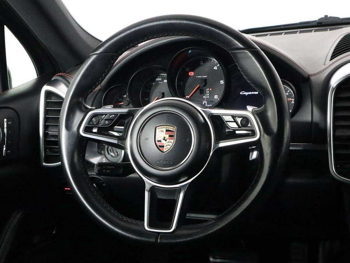 Купить Porsche Cayenne с пробегом. Фото: #10