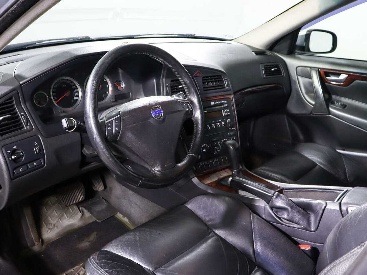 Купить Volvo S60 с пробегом. Фото: #13