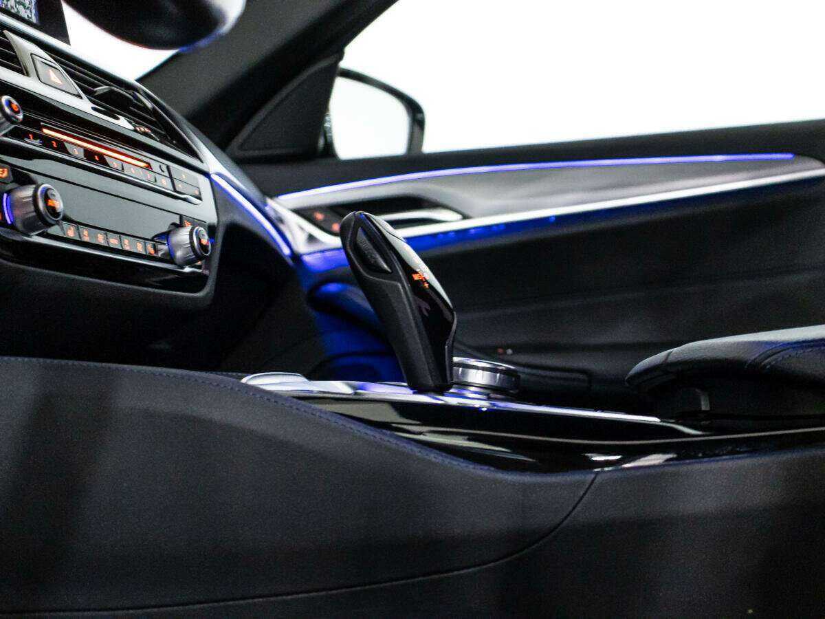 Купить BMW 5 серии с пробегом. Фото: #18