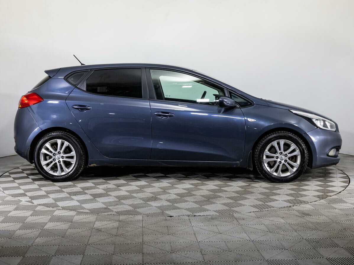 Купить Kia Ceed с пробегом. Фото: #3