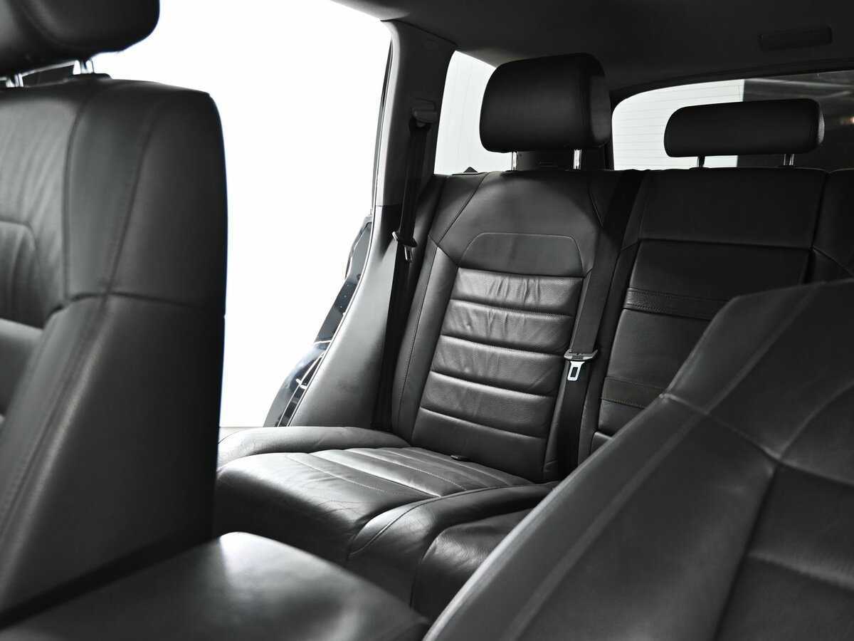Купить Volkswagen Touareg с пробегом. Фото: #12