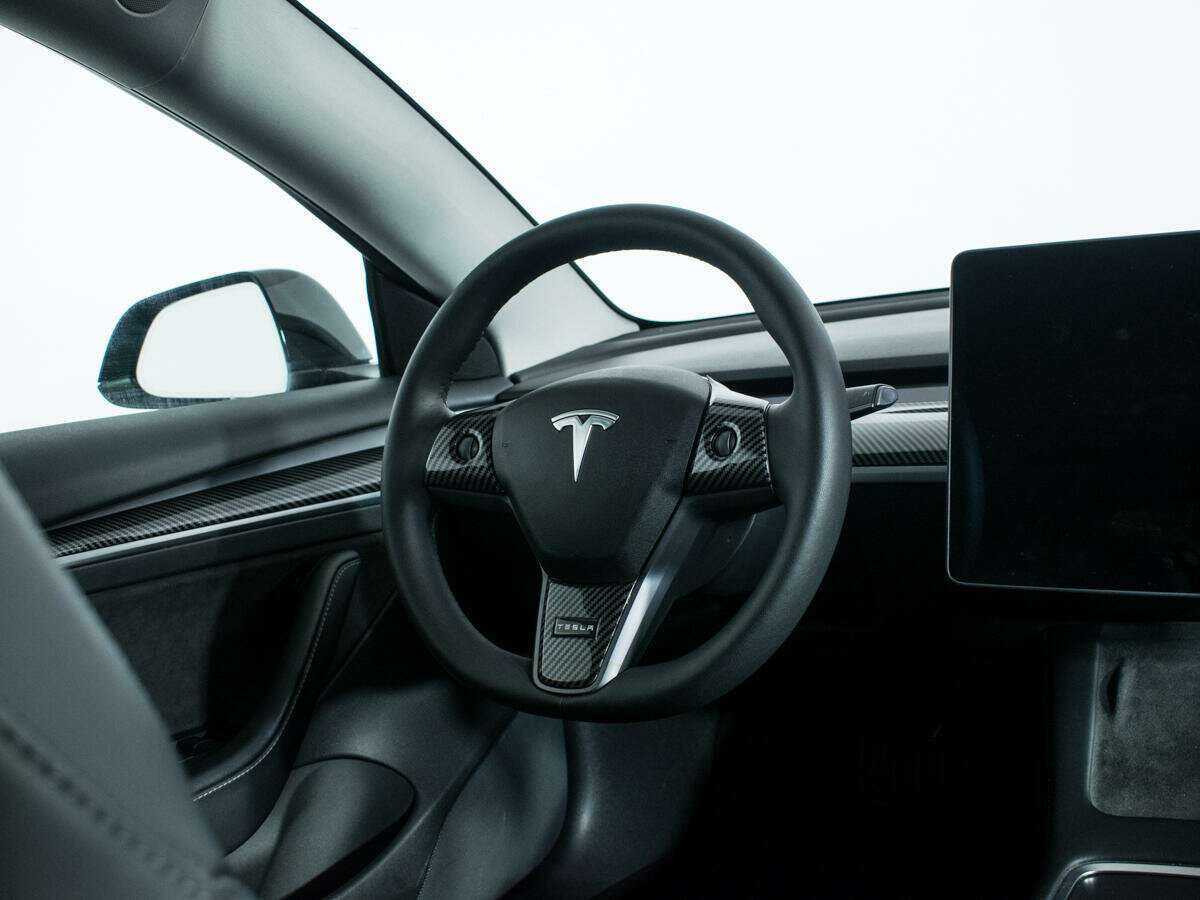 Купить Tesla Model 3 с пробегом. Фото: #13