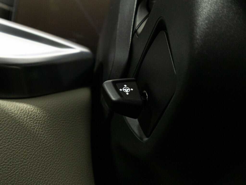 Купить BMW X7 с пробегом. Фото: #27