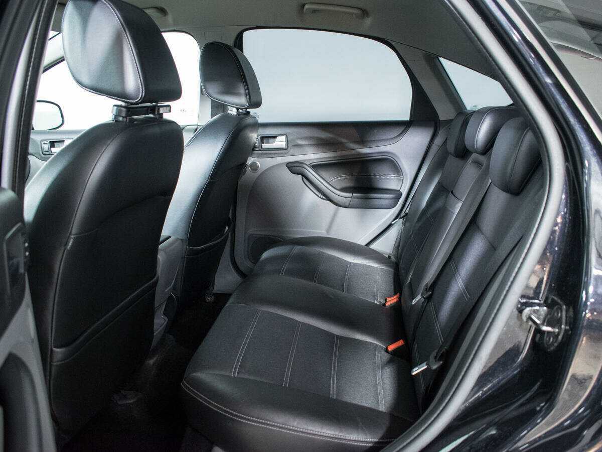 Купить Ford Focus с пробегом. Фото: #9
