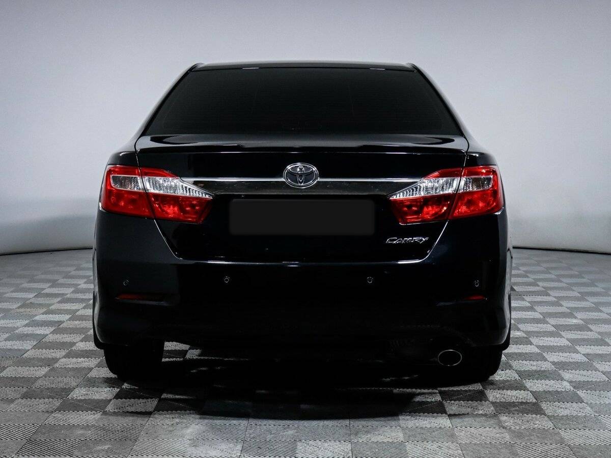 Купить Toyota Camry с пробегом. Фото: #4