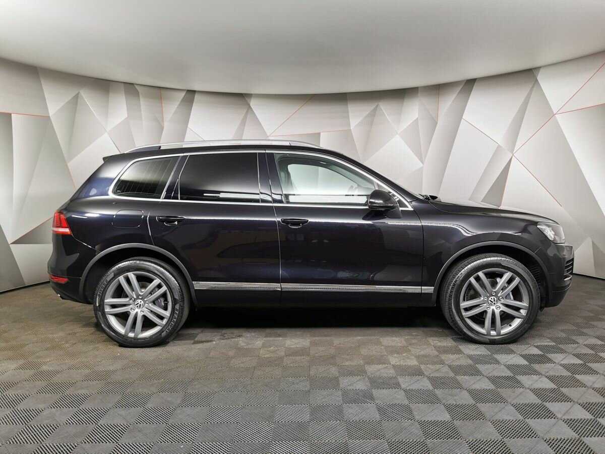 Купить Volkswagen Touareg с пробегом. Фото: #5