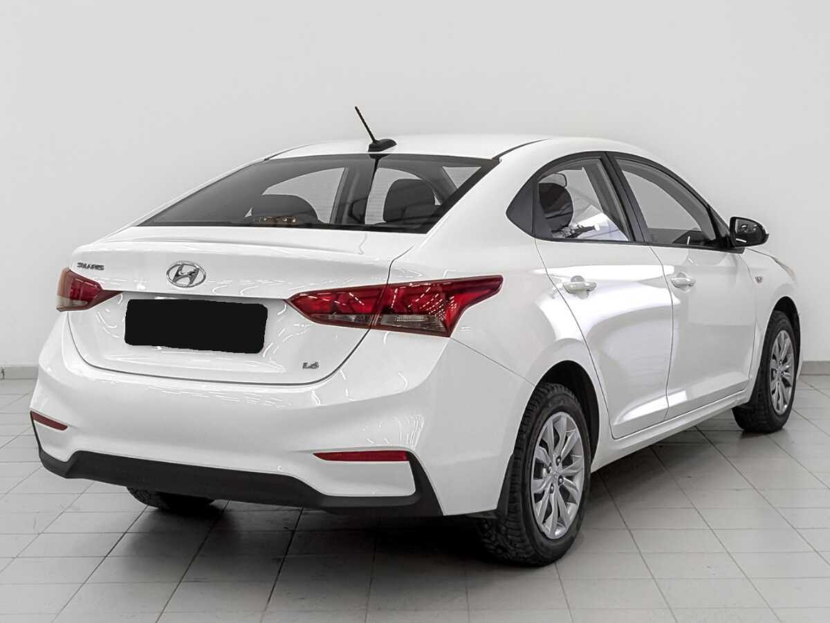Купить Hyundai Solaris с пробегом. Фото: #4