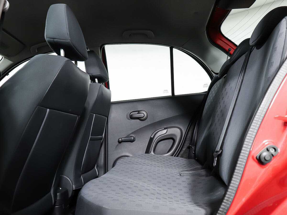 Купить Nissan Micra с пробегом. Фото: #8