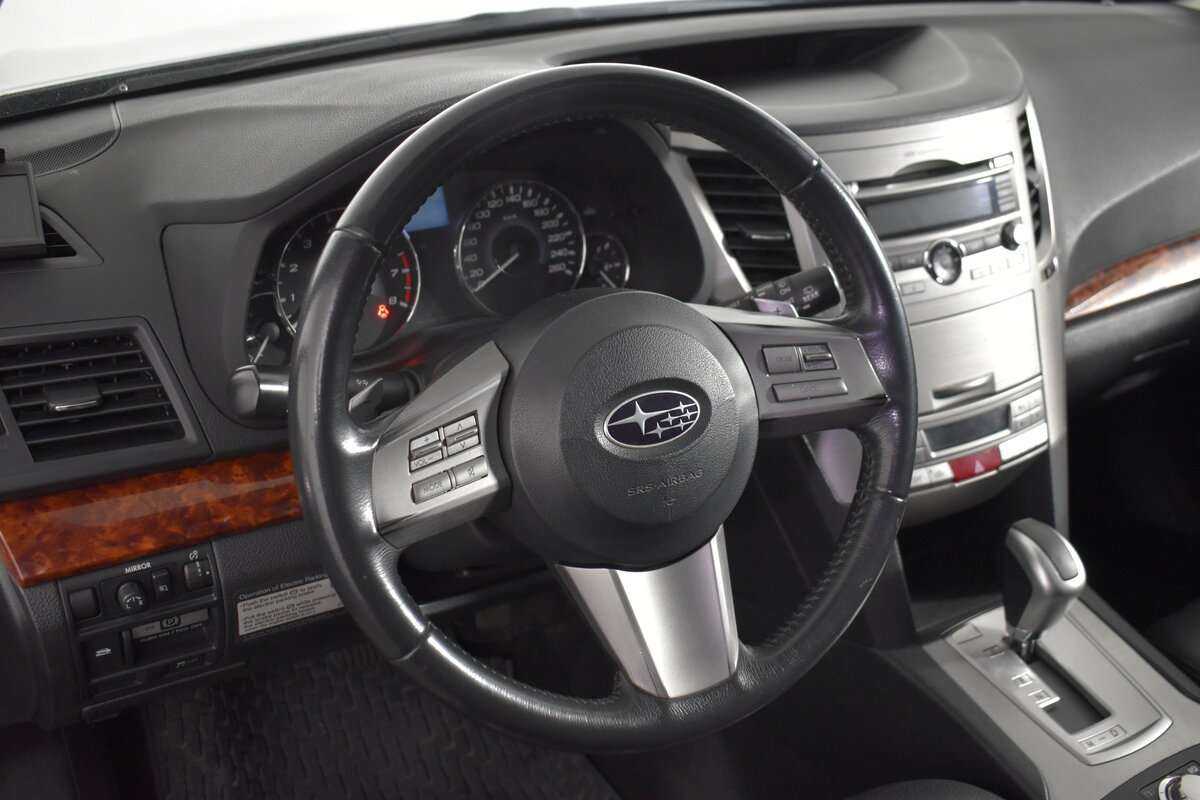 Купить Subaru Outback с пробегом. Фото: #11