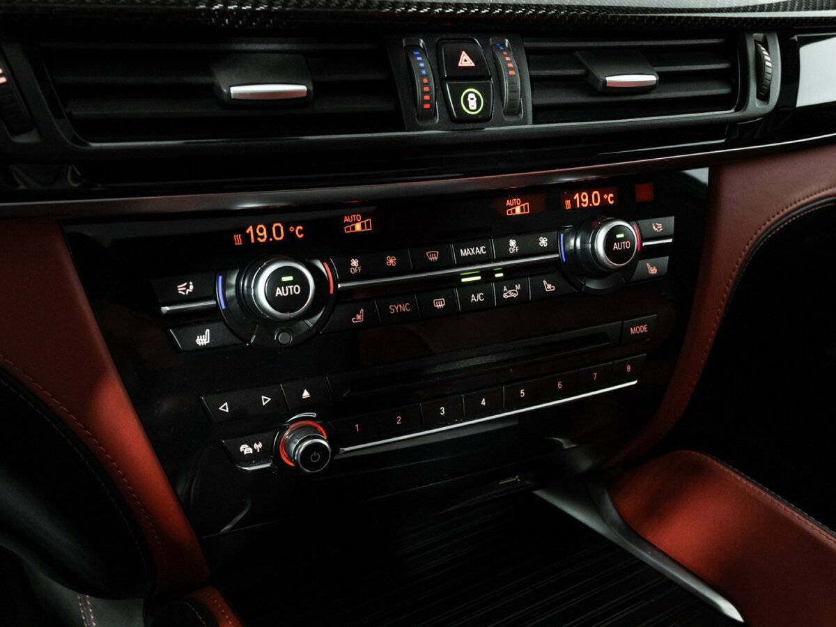 Купить BMW X5 M с пробегом. Фото: #25