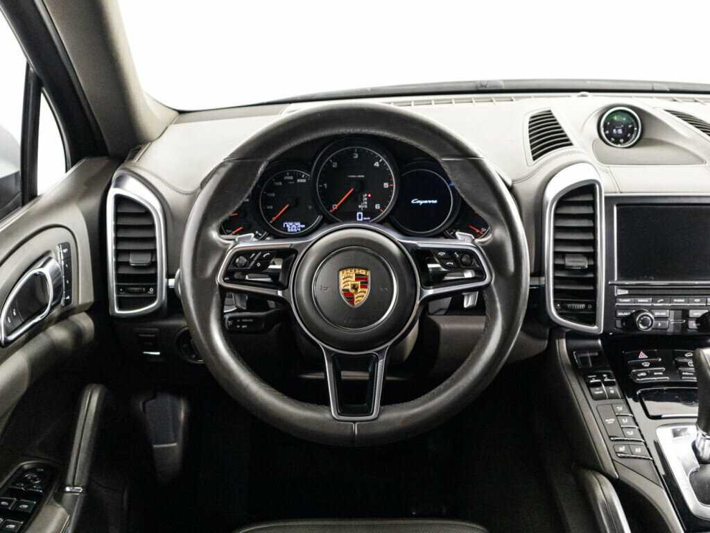 Купить Porsche Cayenne с пробегом. Фото: #21
