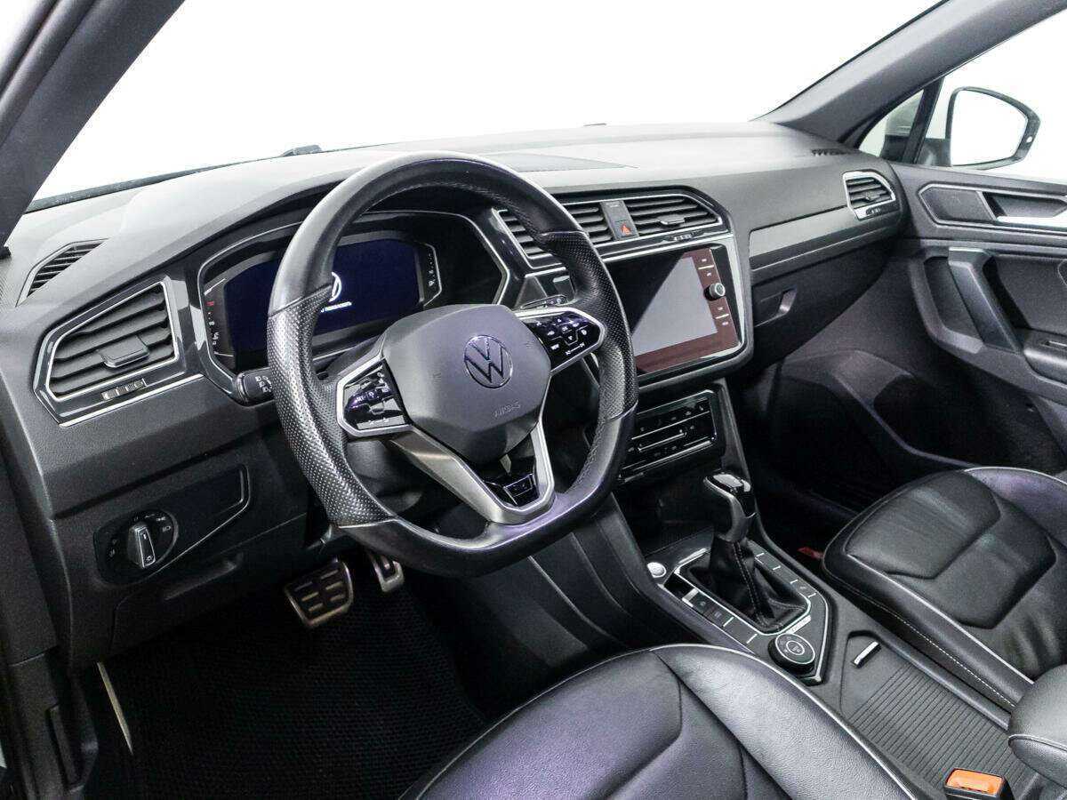 Купить Volkswagen Tiguan с пробегом. Фото: #10